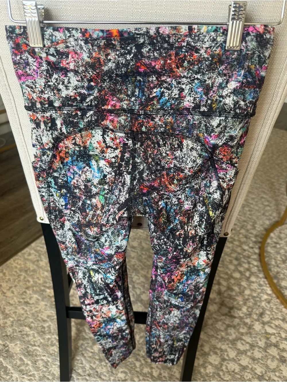 Lululemon Fast & Free Crop II 19” *Nulux leggings in Vitalize Multi, size 6.
